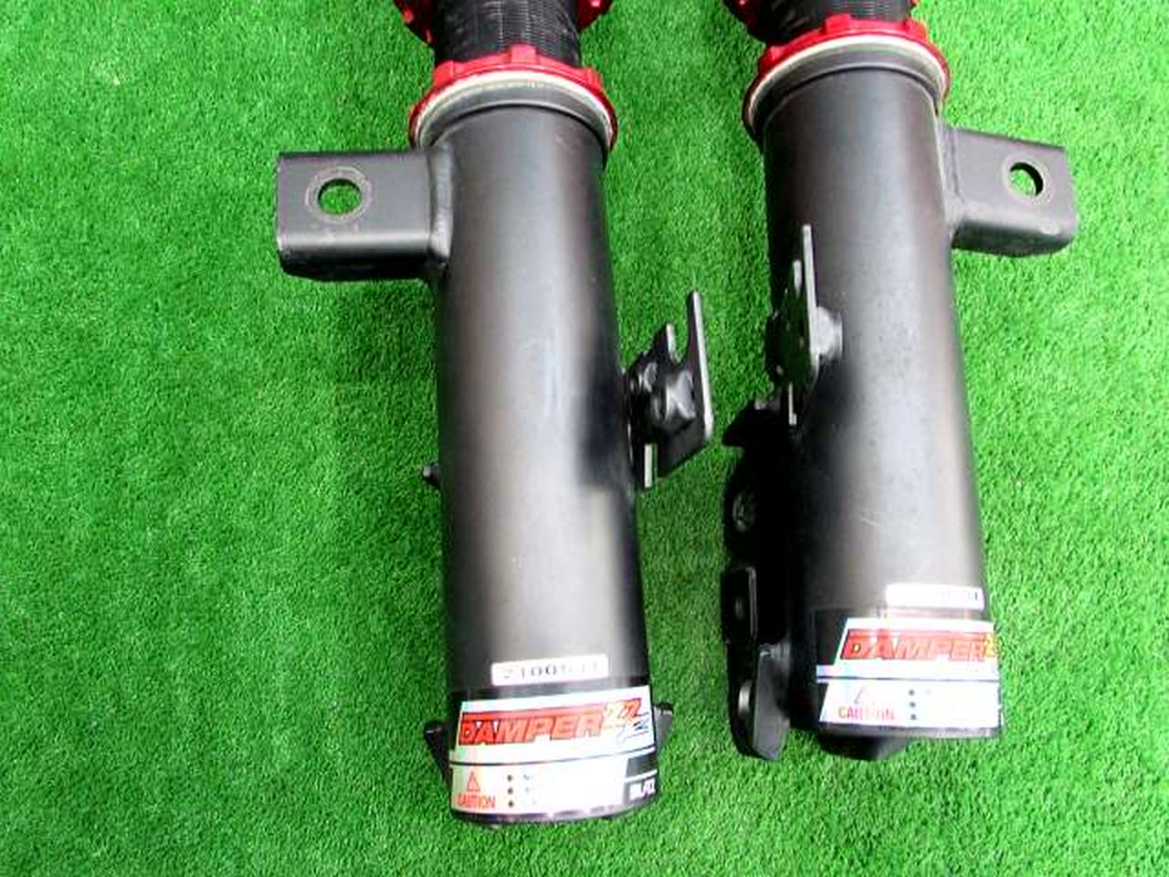 80系 ヴォクシー BLITZ　車高調Ω 