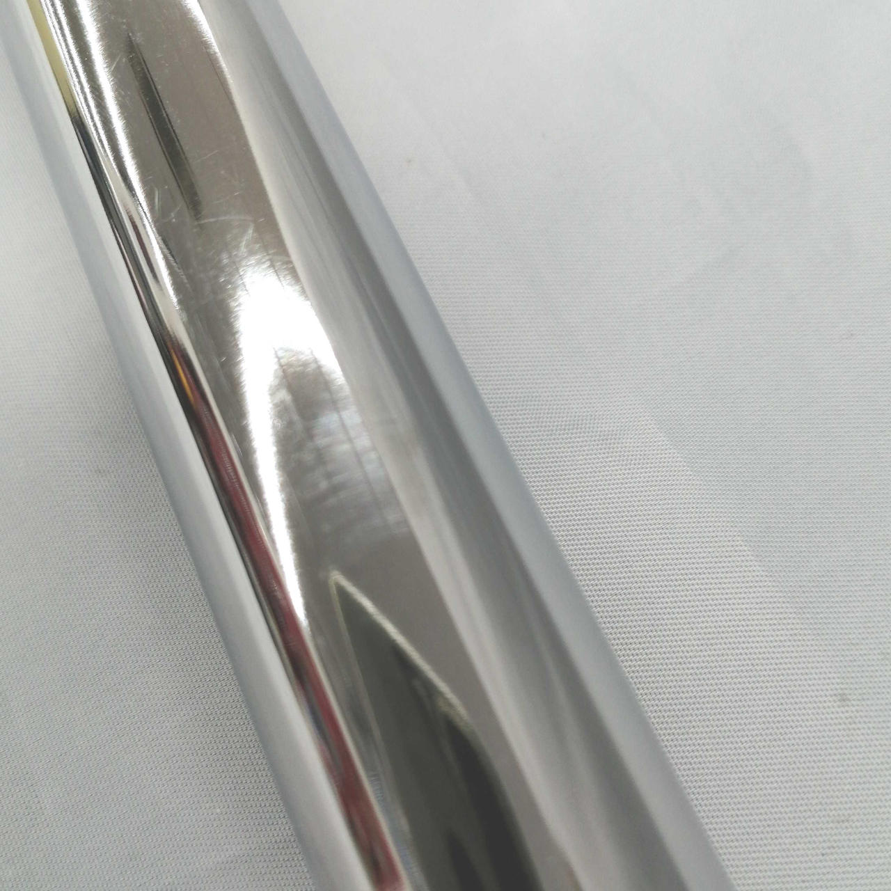 キズあります。