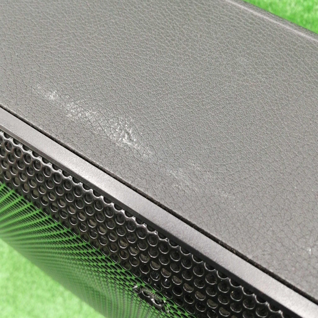 キズ、汚れ等あります。