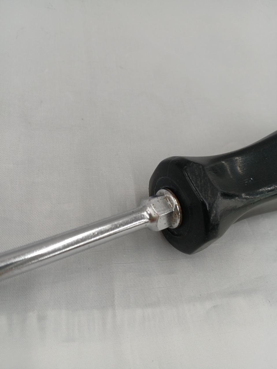 キズ、汚れサビ等あります。