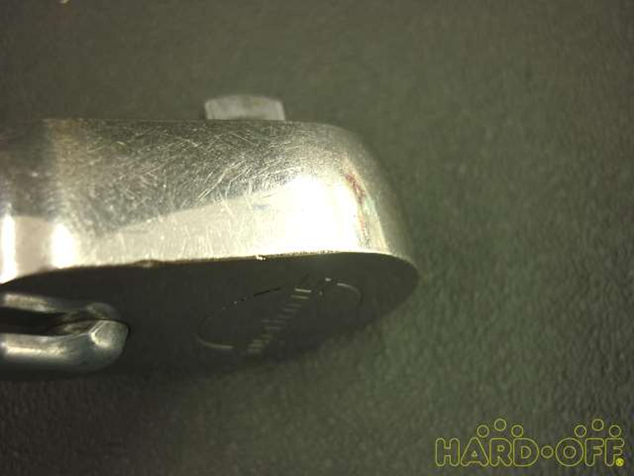 キズあります。