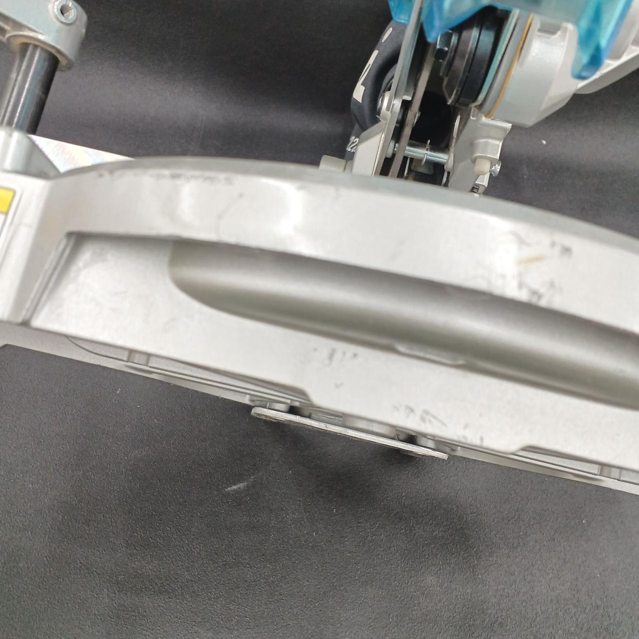 キズ、汚れあります。