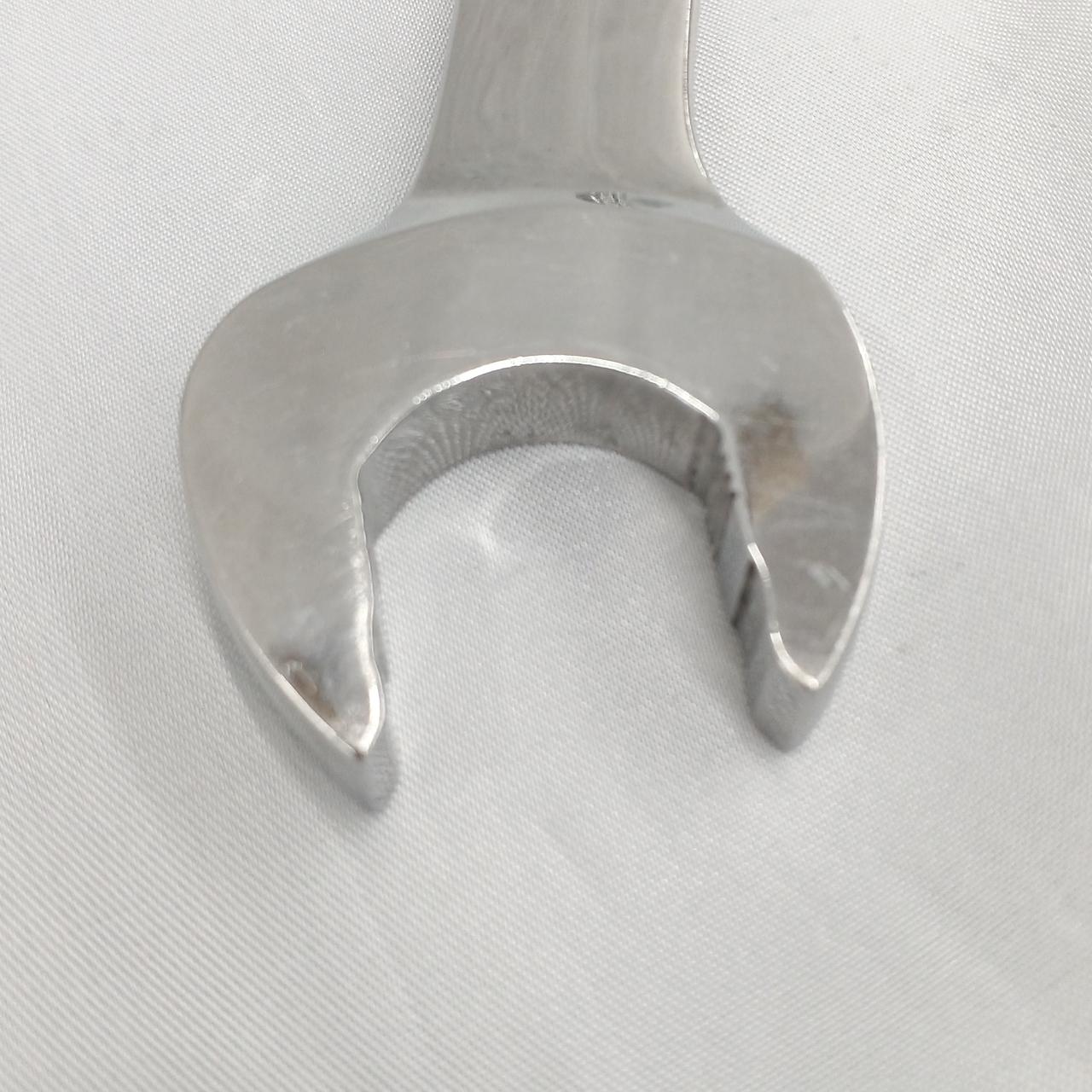 キズ、汚れ等あります。