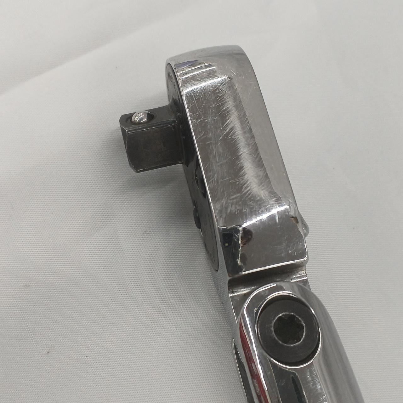 キズ、汚れ等あります。