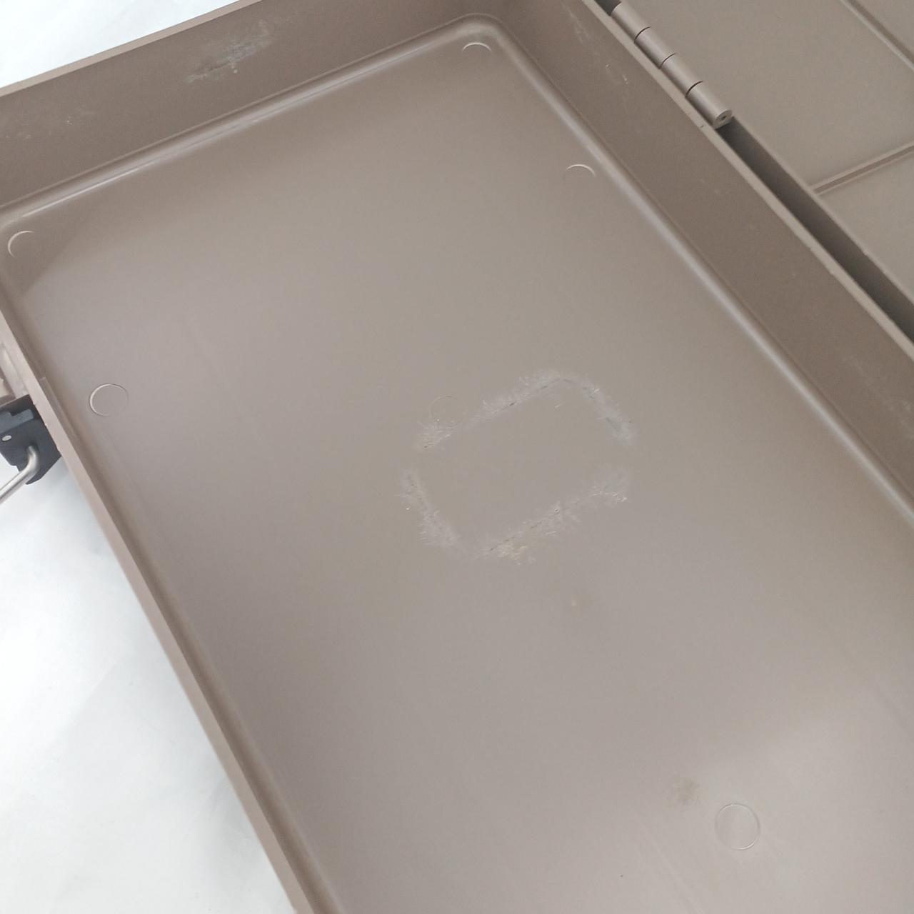 キズ、汚れあります。