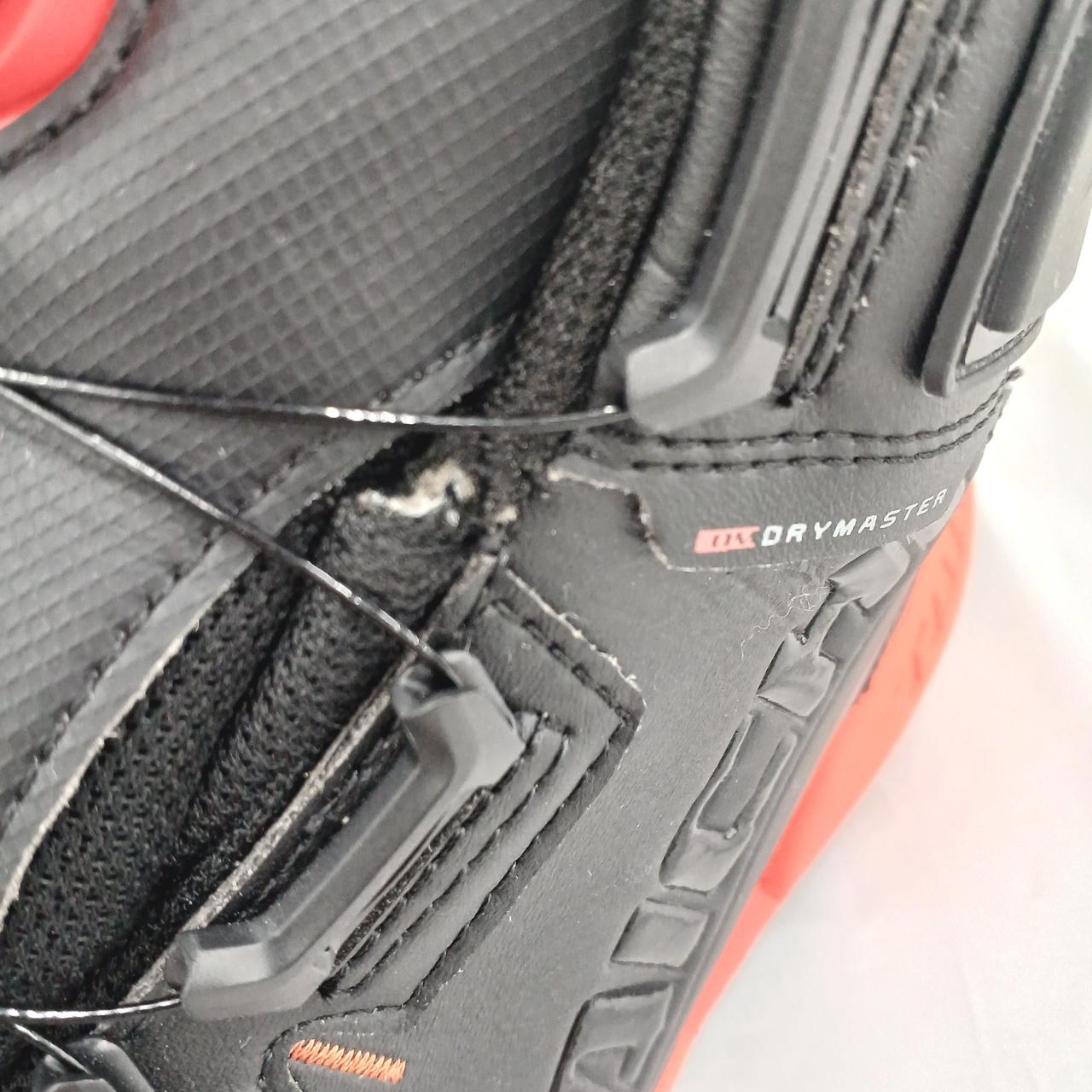 ほつれあります。