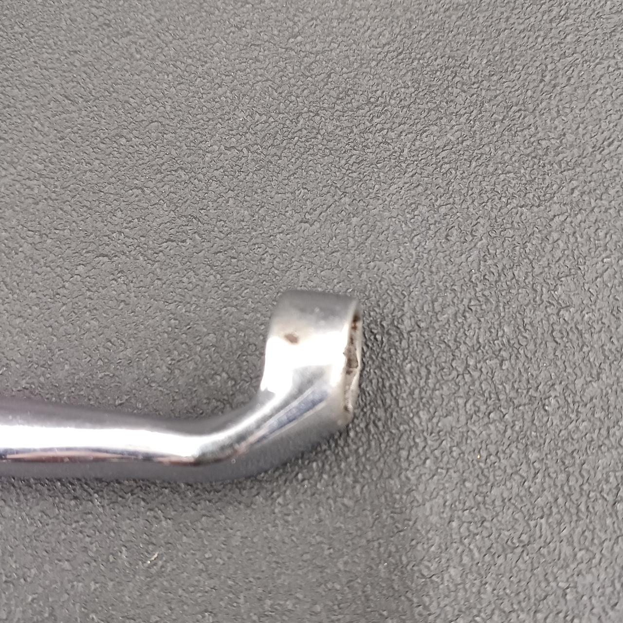 メッキ剥がれ等あります。