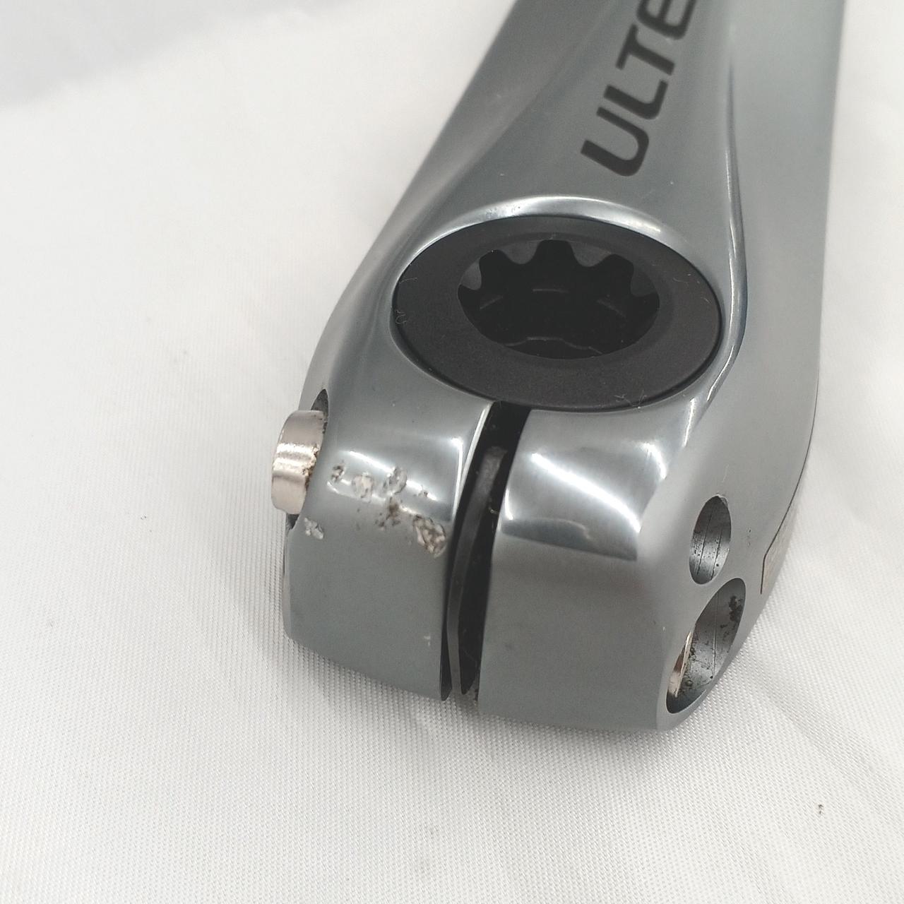 キズ、汚れ等あります。