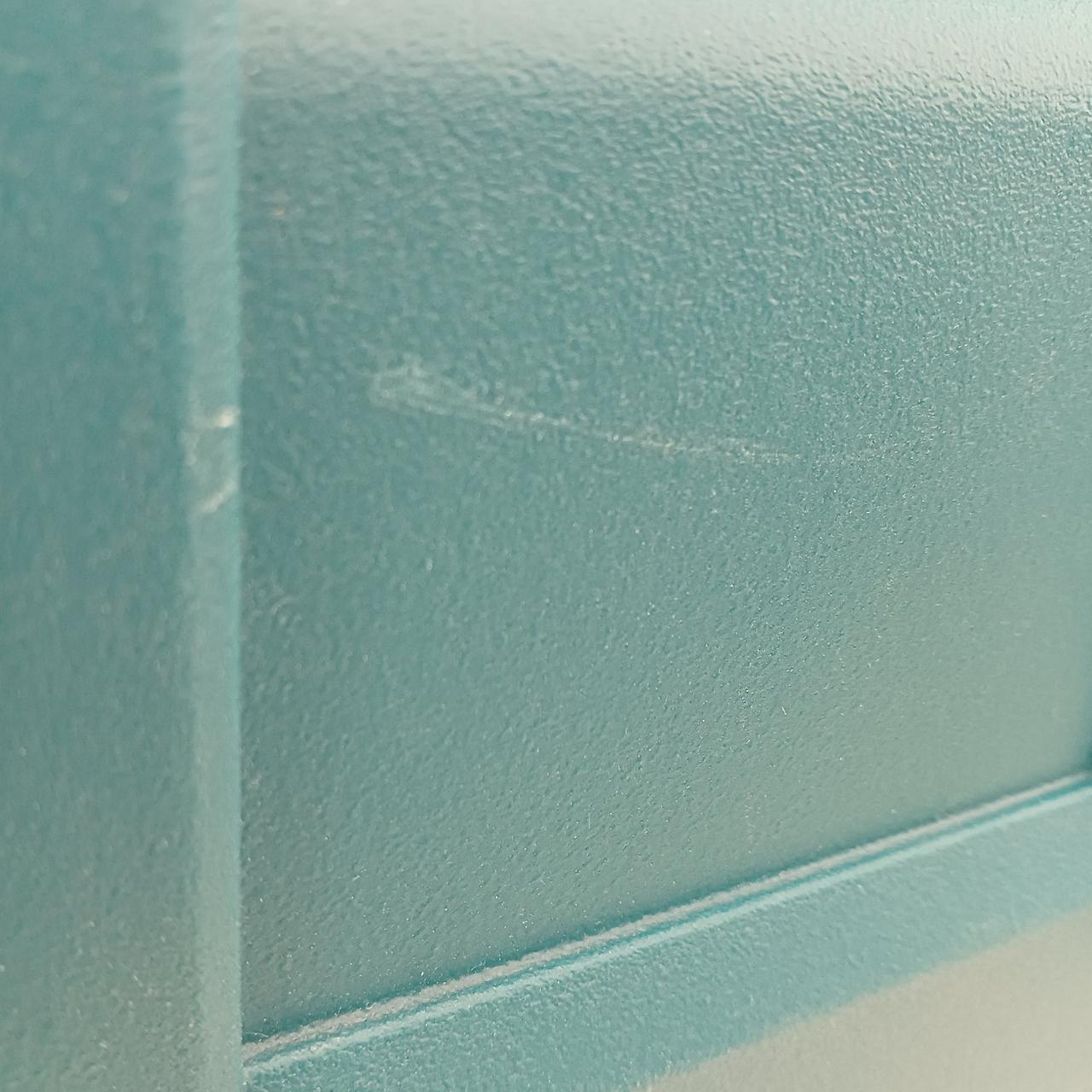 キズ、汚れあります。