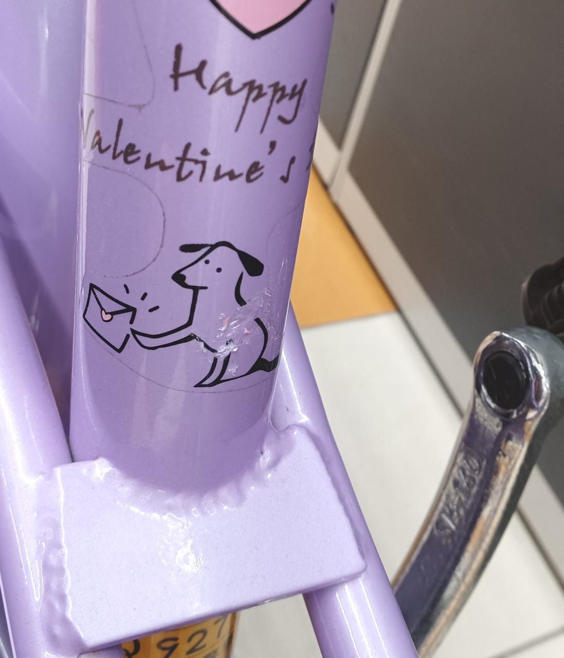 キズ等あります。