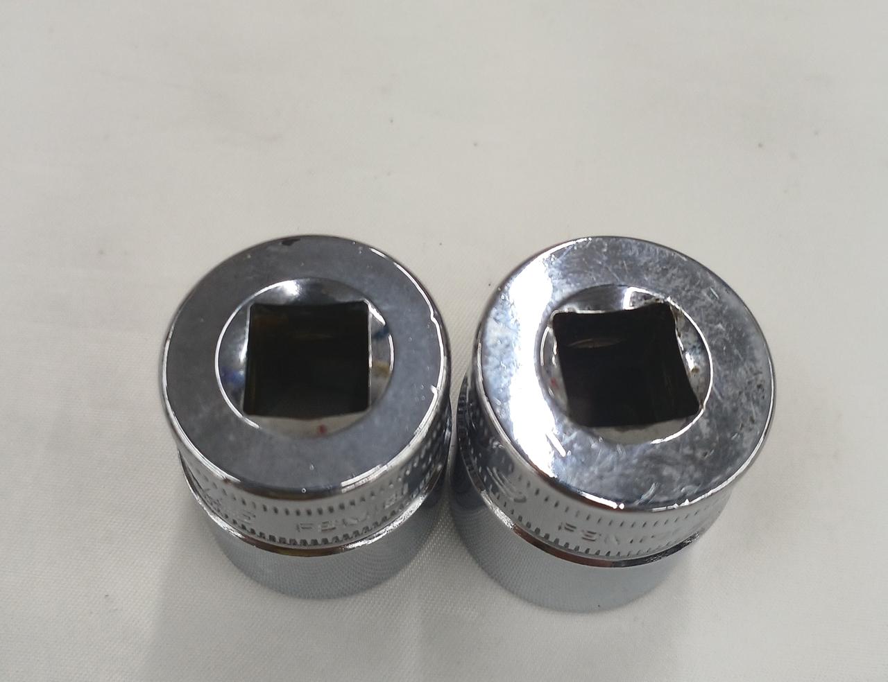 キズ、汚れ等あります。