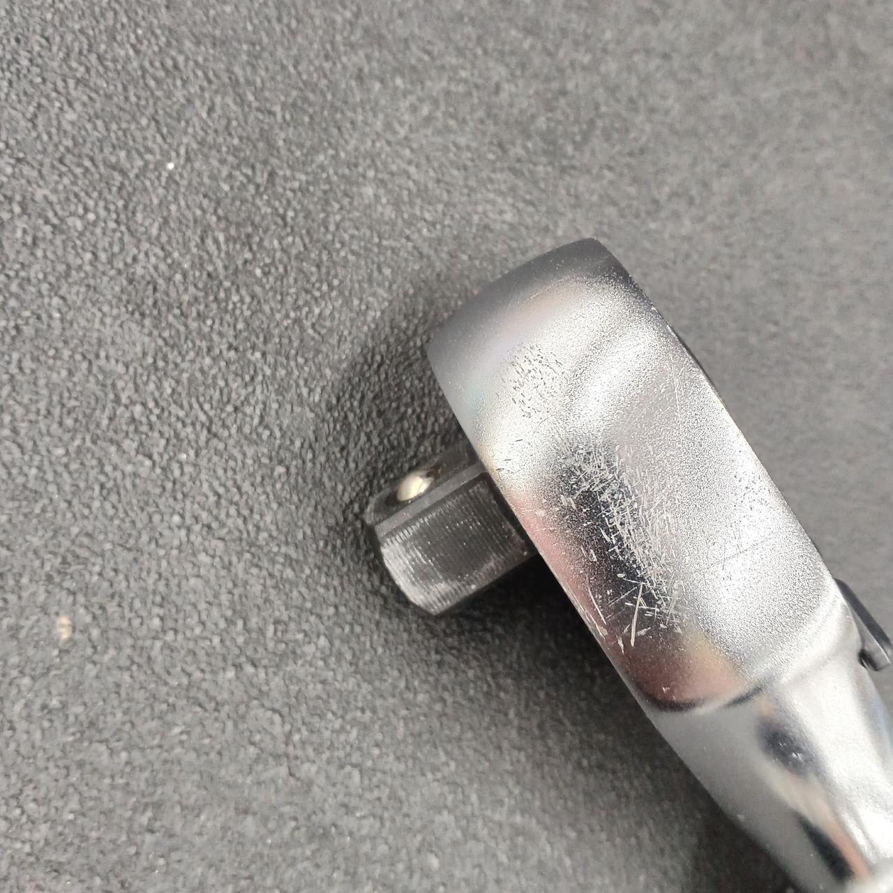 キズ等あります。