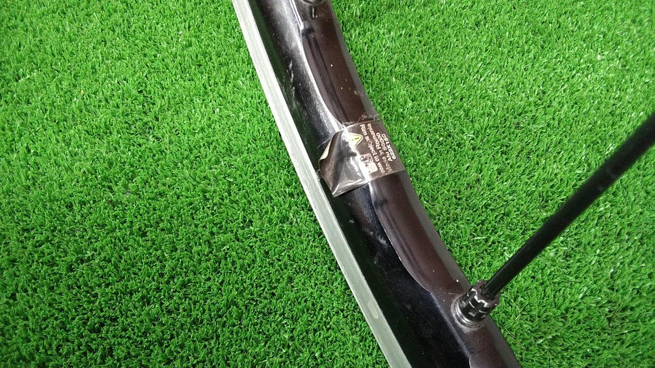 シール剥がれ有り