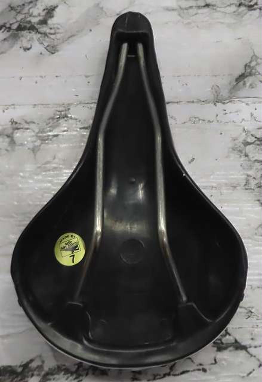掘り出し物　SAN MARCO Vintage サドル 1935 イタリア産　黒 掘り出し物 SAN MARCO Vintage サドル 1935 イタリア産 黒
