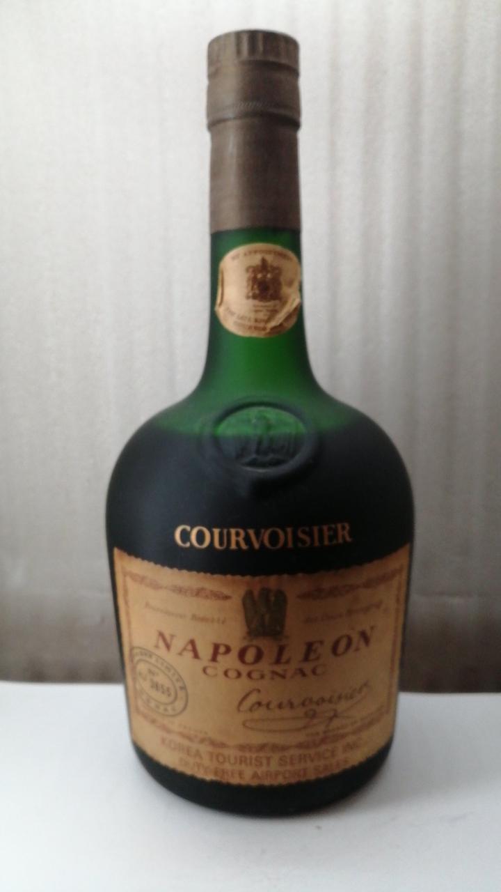クルボアジェ(Courvoisier)|クルボワジェ ナポレオン|HARDOFF