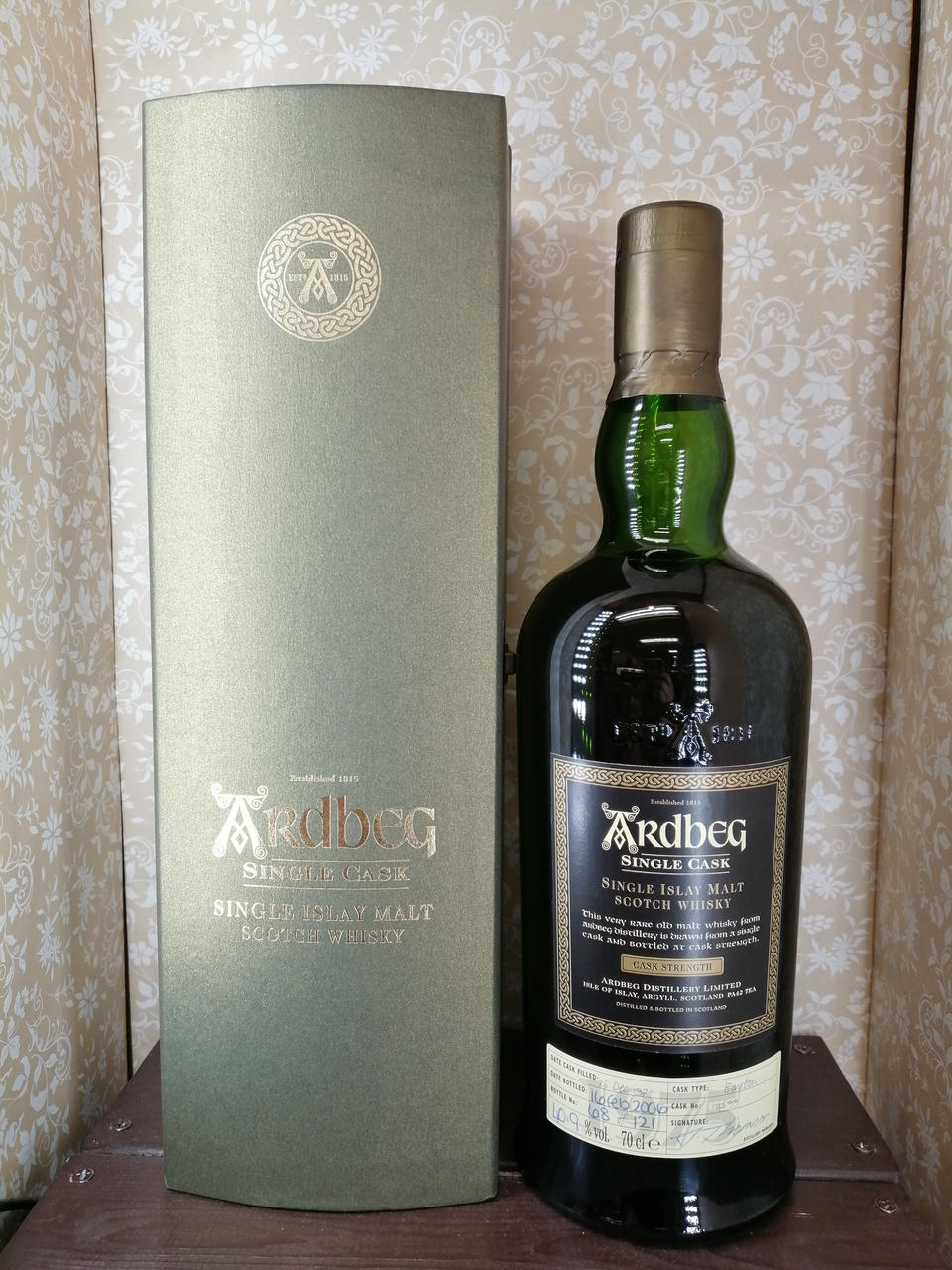 ARDBEG|アードベッグ シングルカスク4699|【ハードオフ公式通販】オフ