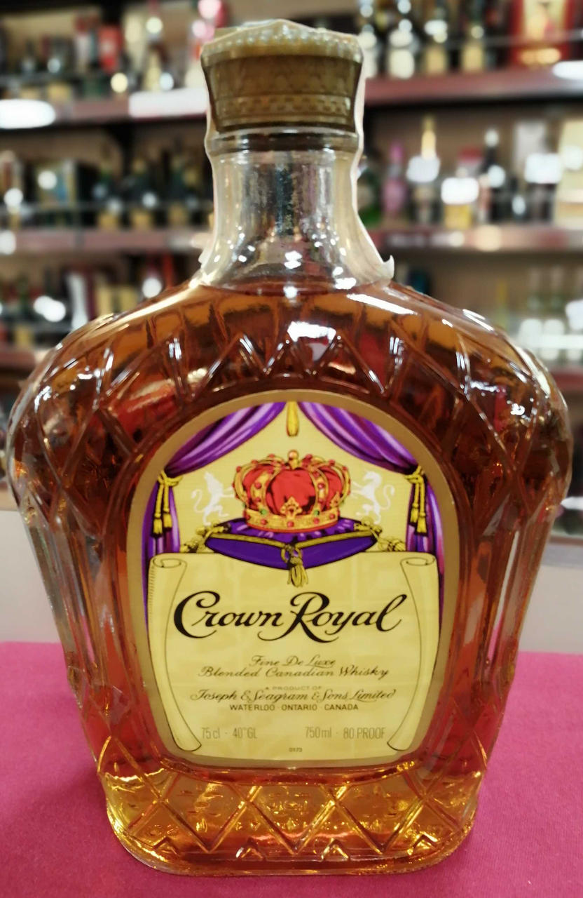 クラウンローヤル リミテッドエディション　古酒ウイスキー クラウンローヤル リミテッドエディション 古酒ウイスキー クラウン