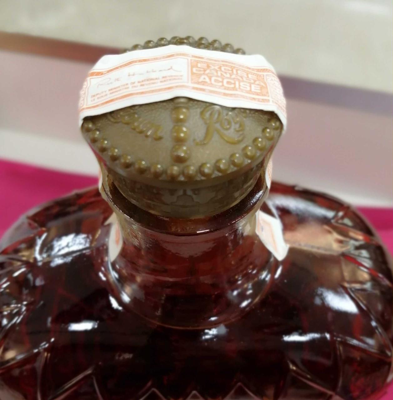 クラウンローヤル 楽天市場】クラウンロイヤル 750ml 40度 箱なし CROWNROYAL