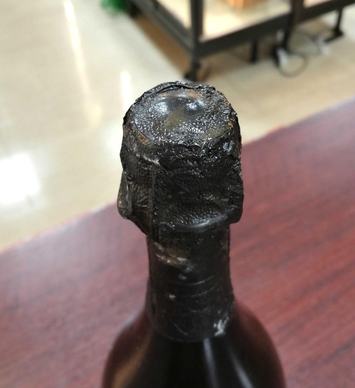 キャップシール。