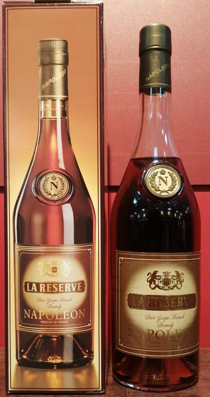 ボトル正面　箱付き傷みあり