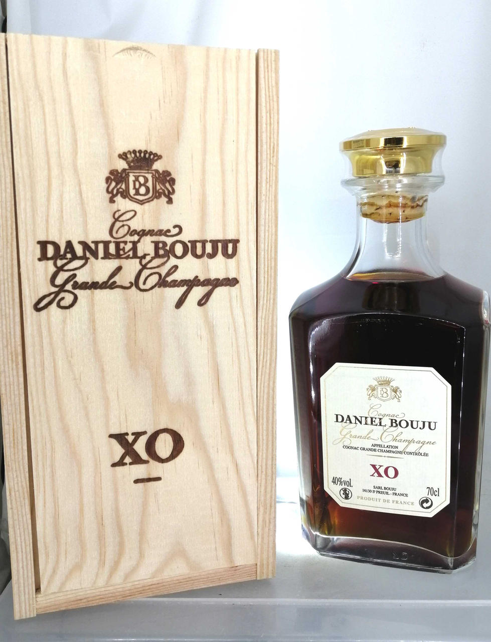 ダニエル ブージュ XO 700ml 箱なし