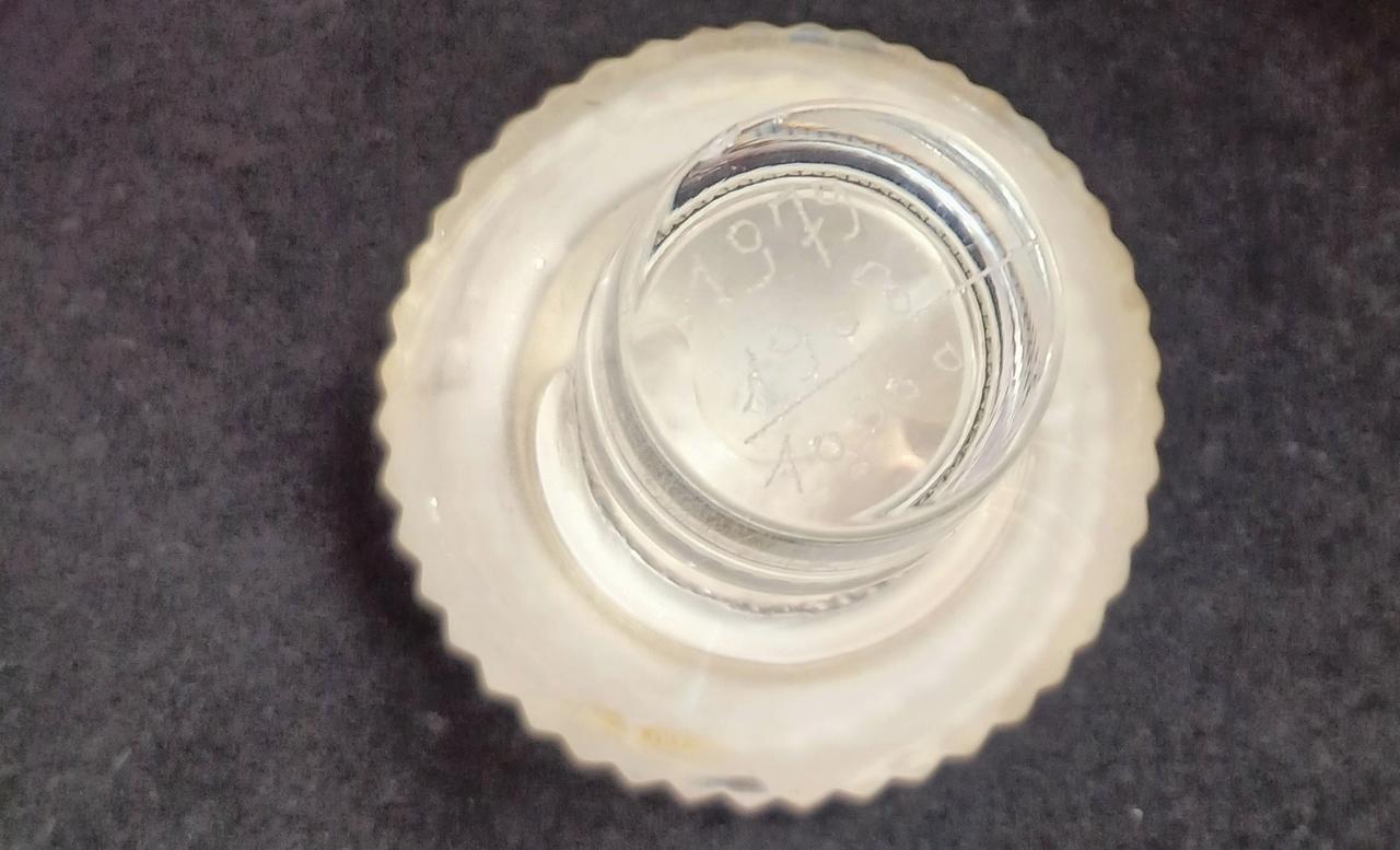 シリアルナンバー