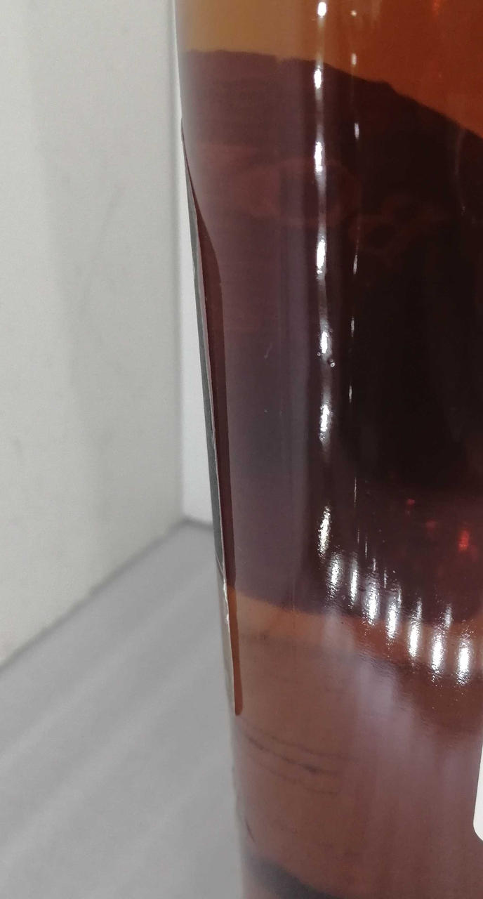 ラベル　若干の剥がれ