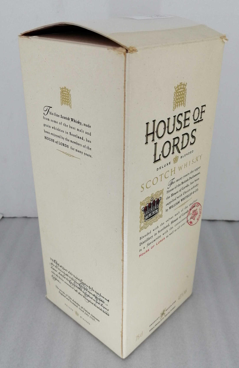 箱、折れ、歪み