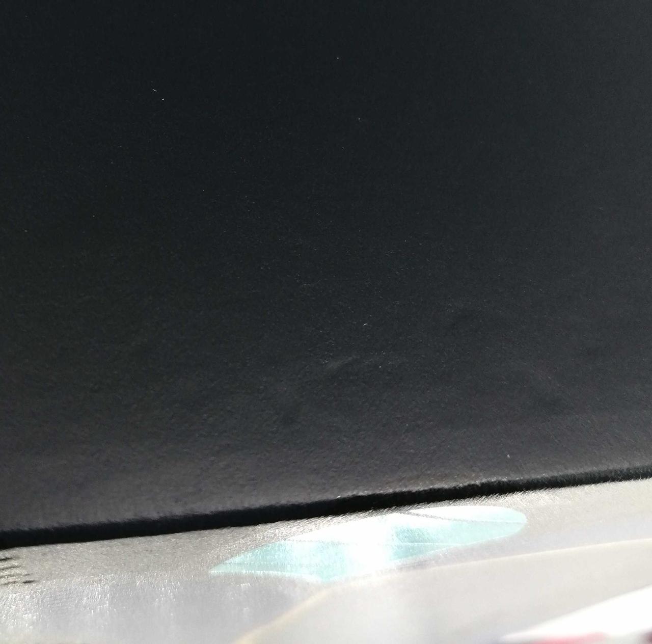 箱に細かな凹み傷等あり