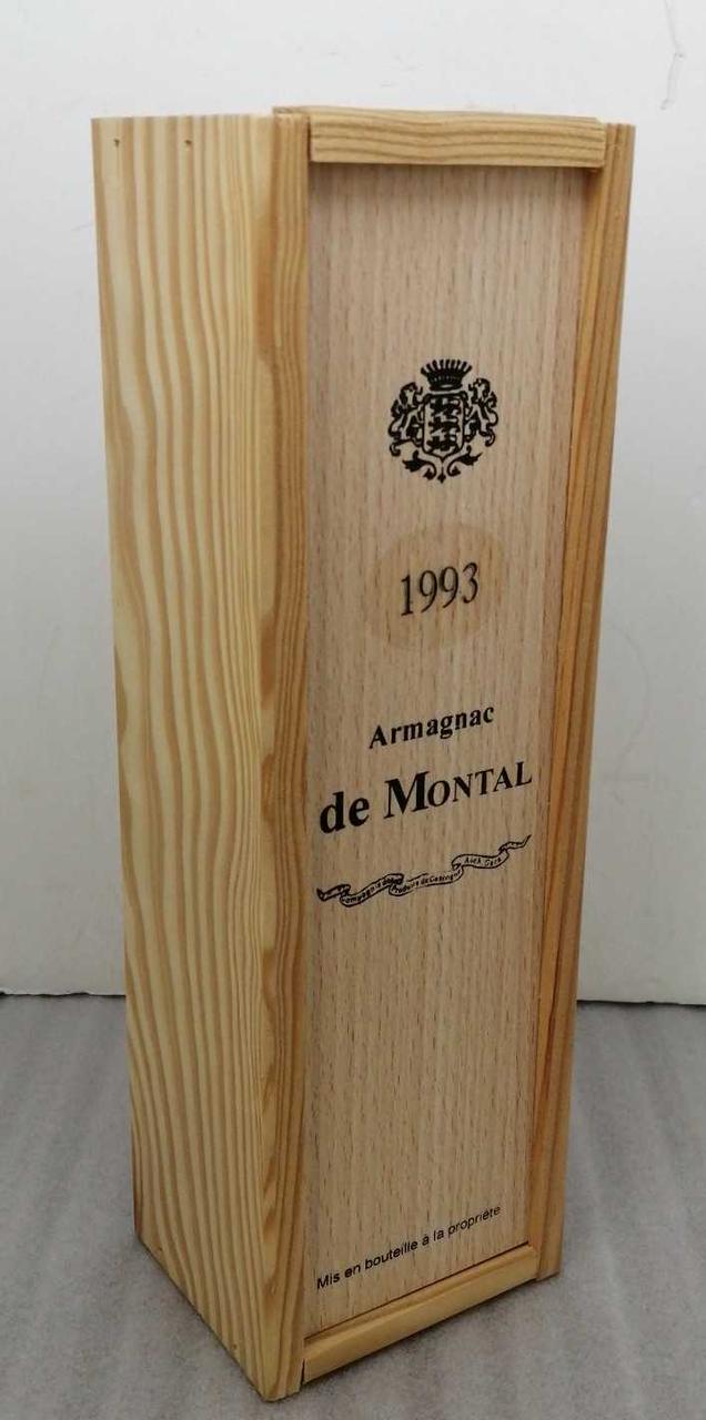 木箱付きです。