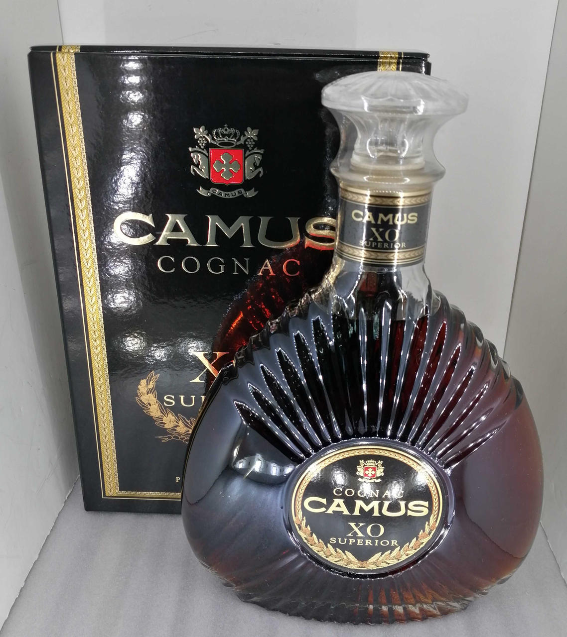 箱、ボトル正面