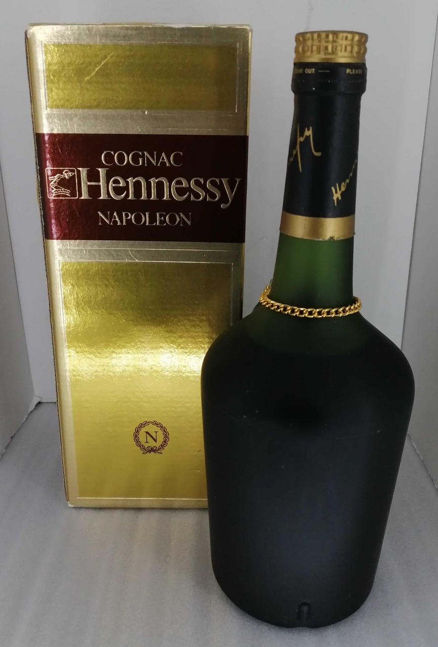 箱、ボトル背面