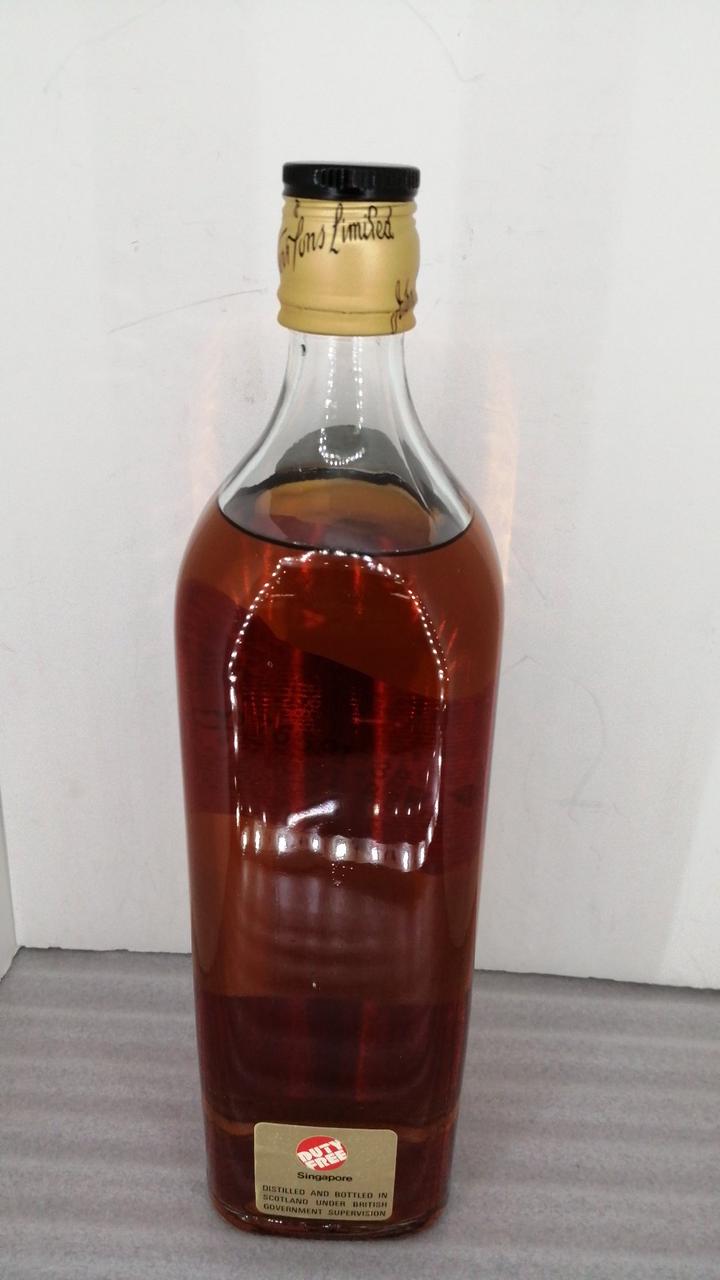 ボトル背面