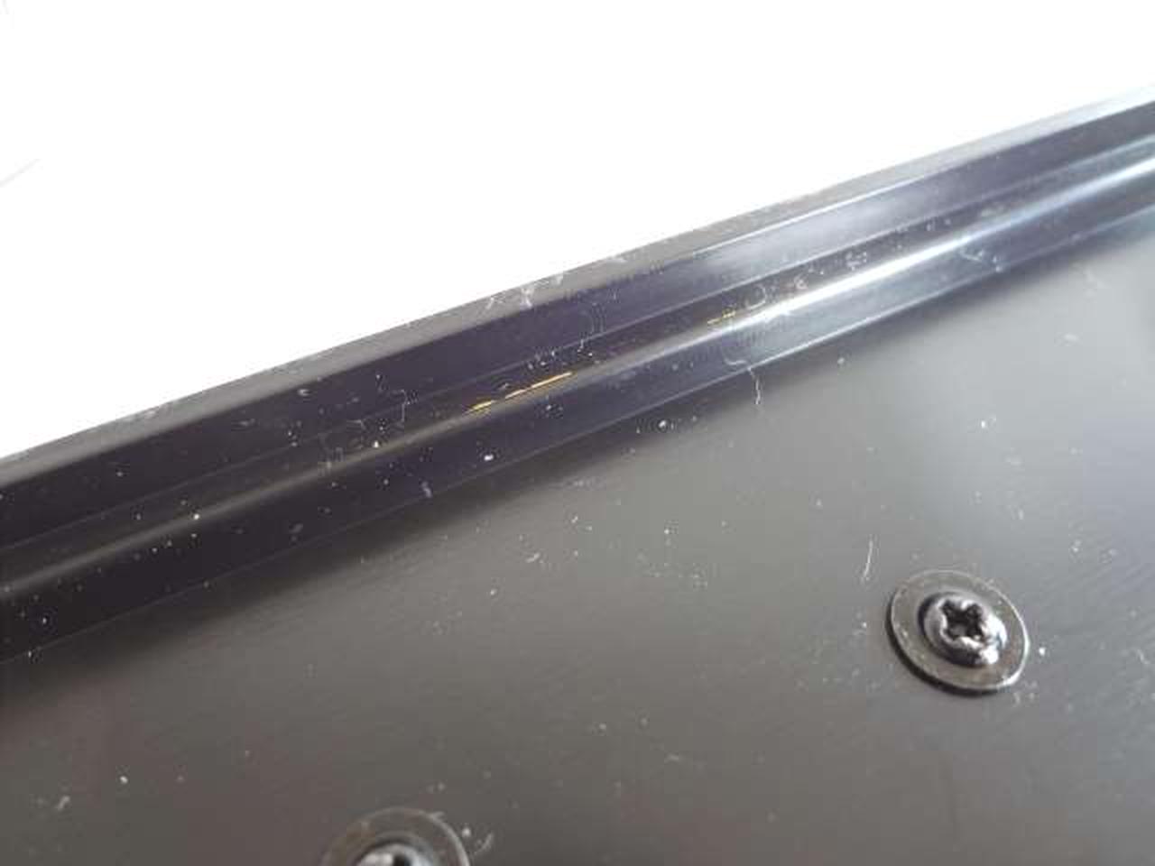 台座底面色移り有り