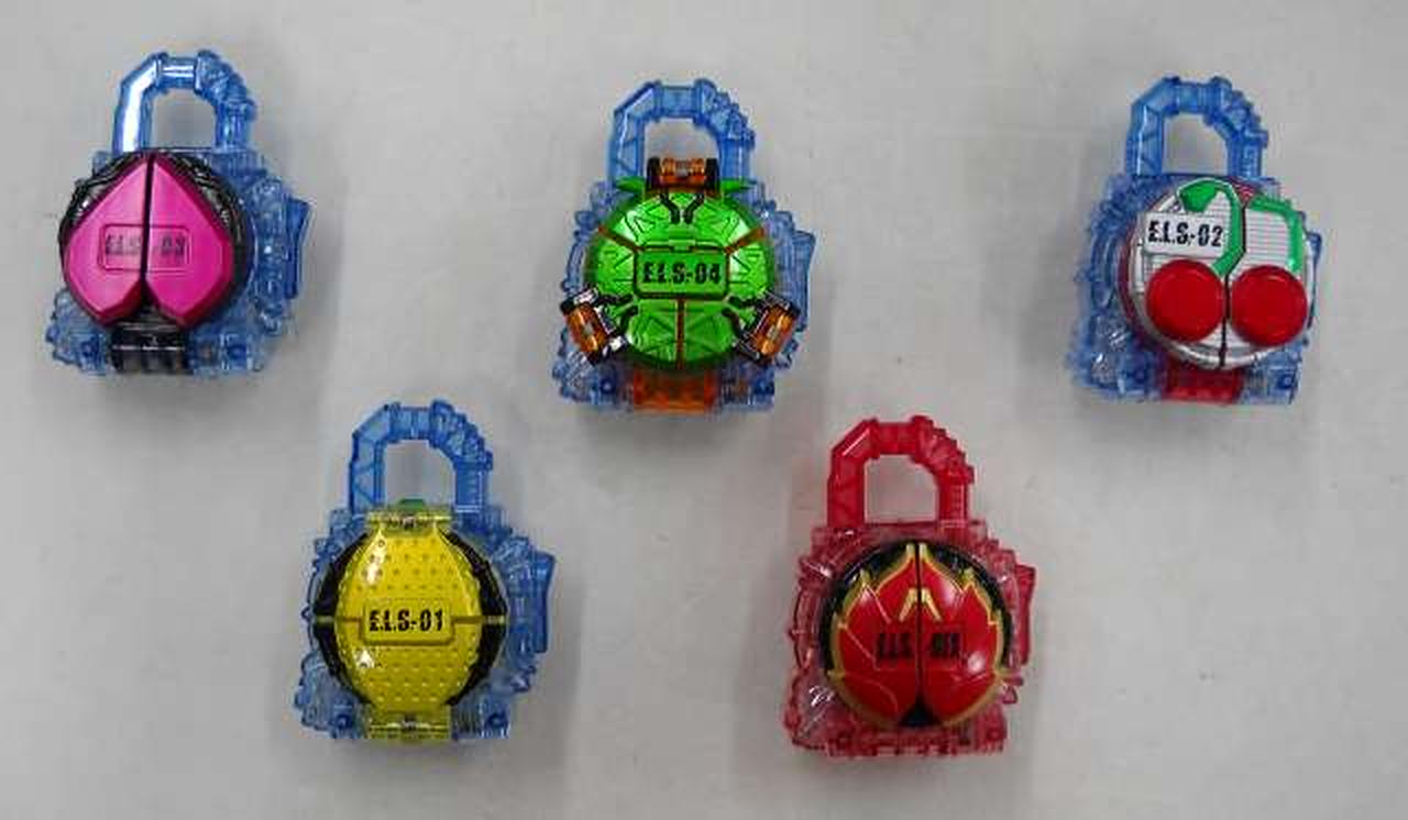 【輸送箱未開封】CSMゲネシスドライバー ケース/boxのみ商品 csmゲネシスドライバー 収納ケース box 仮面