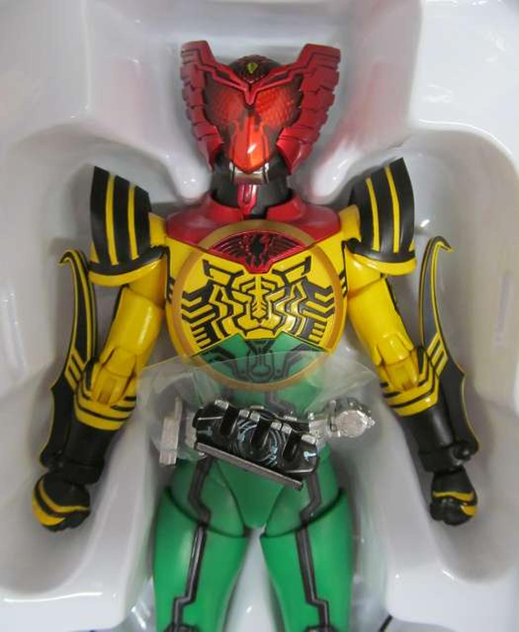 BANDAI バンダイ/仮面ライダーオーズスーパータトバコンボ/ホビー用品/Sランク/42【中古】 Amazon.com: TAMASHII NATIONS S.H. Figuarts Kamen Rider 000