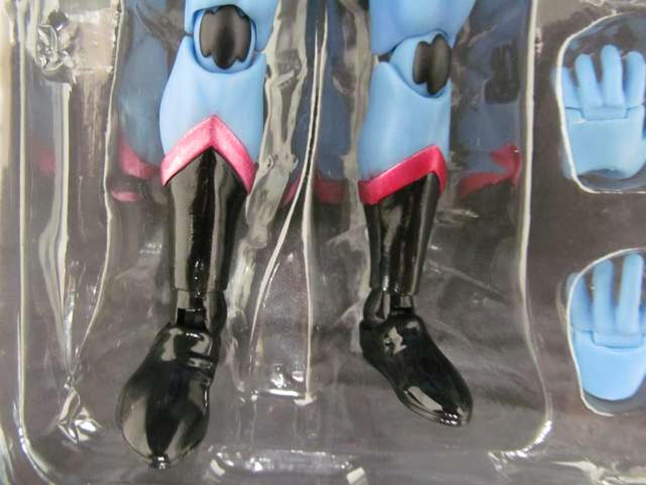 赤いラインが薄くなってます