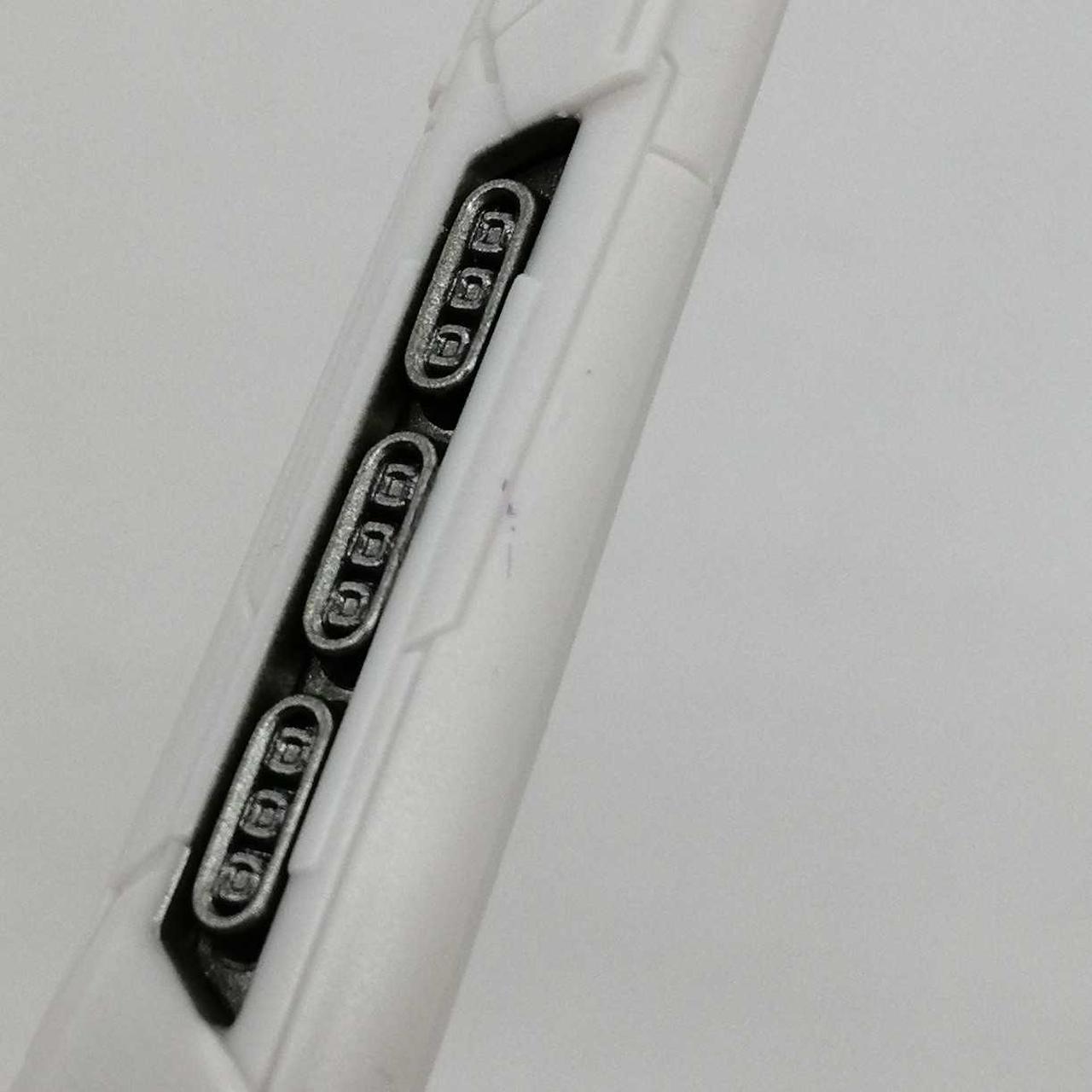 アームユニットに汚れが見られます