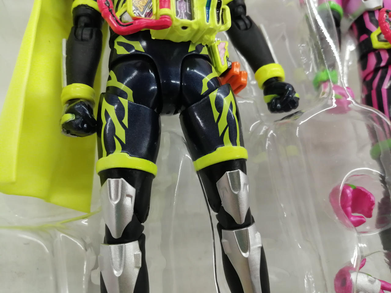 モモに少しベタつきが見られます