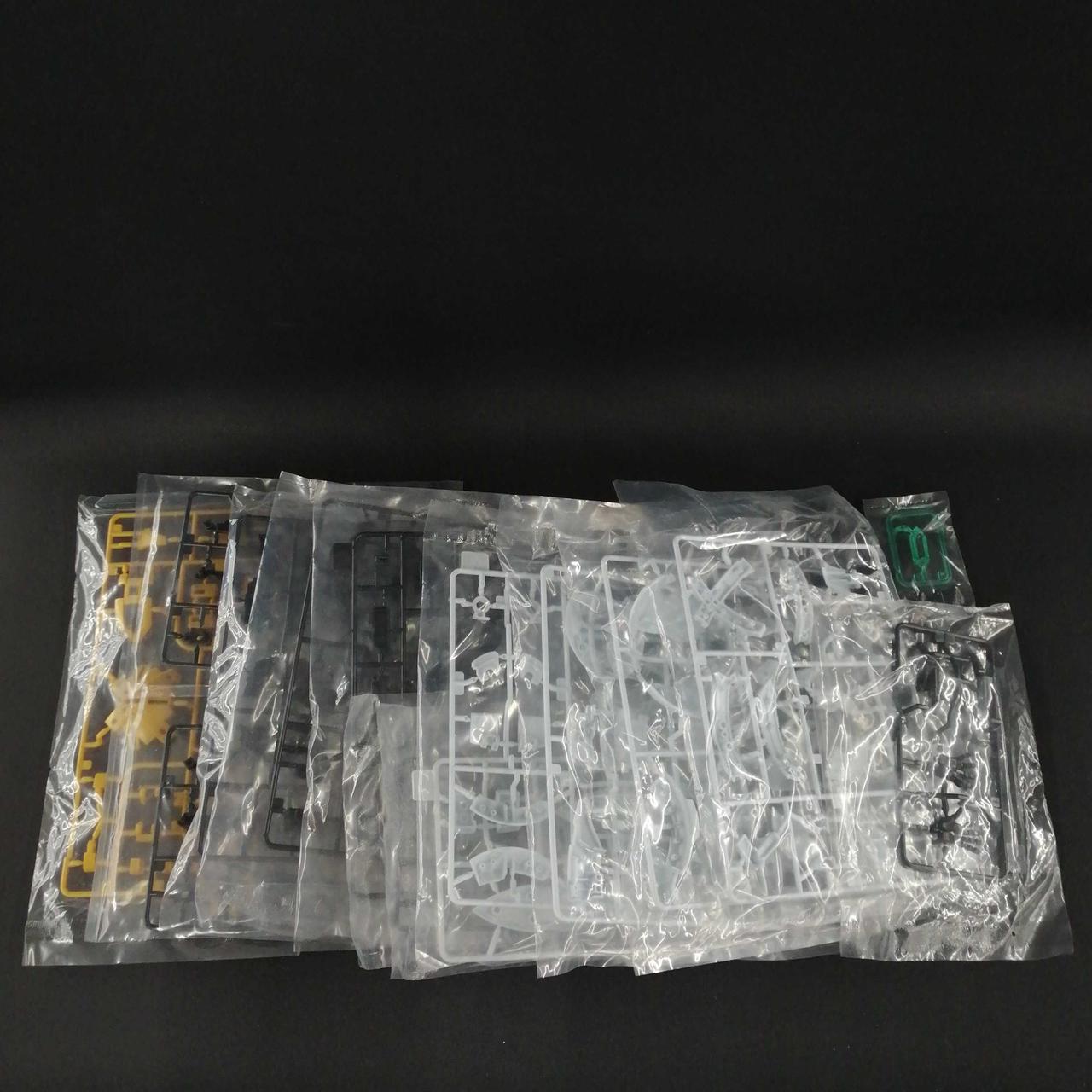 パーツ揃ってます