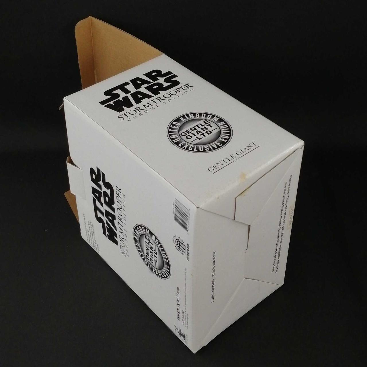 外箱に汚れがあります