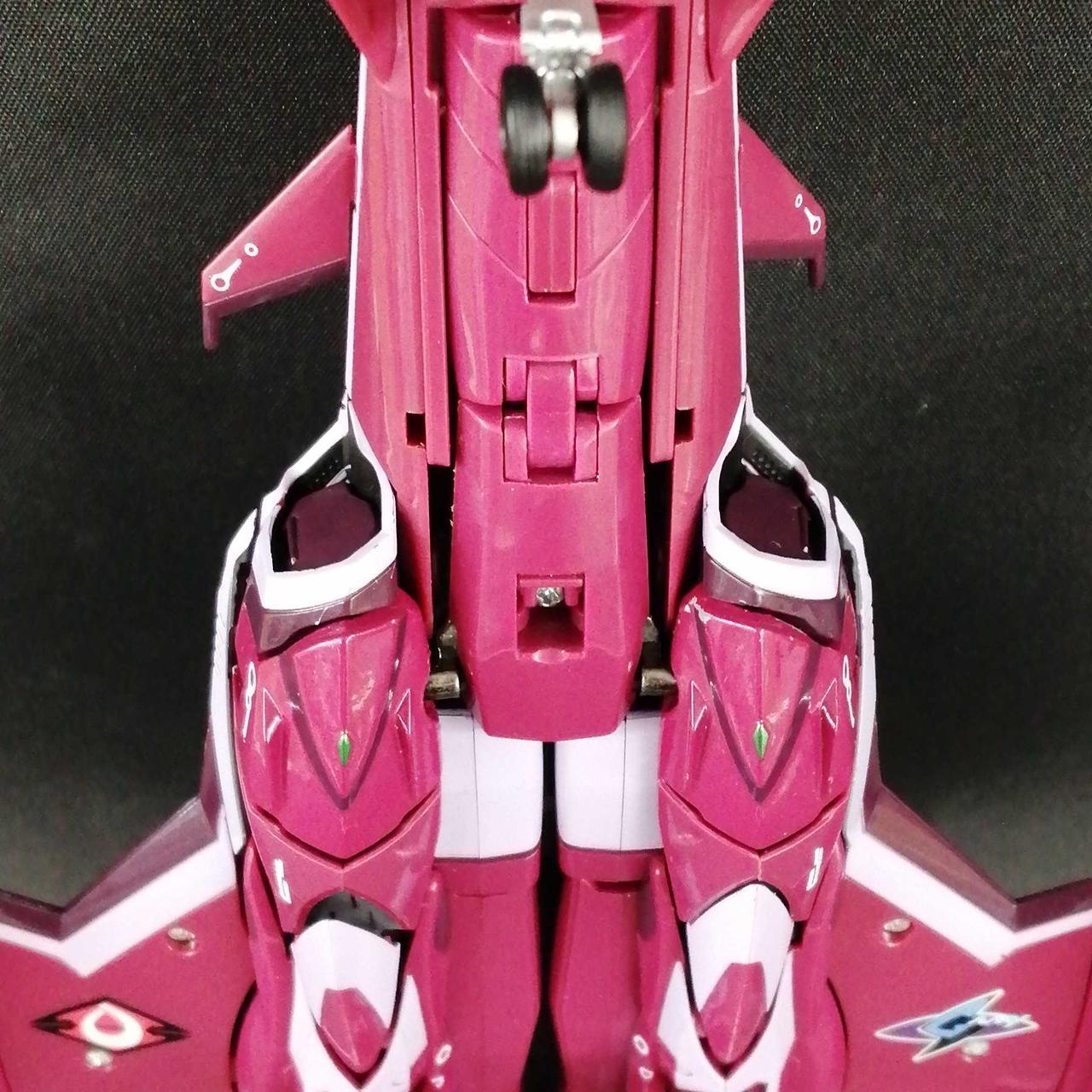 胸カバーは本体についています