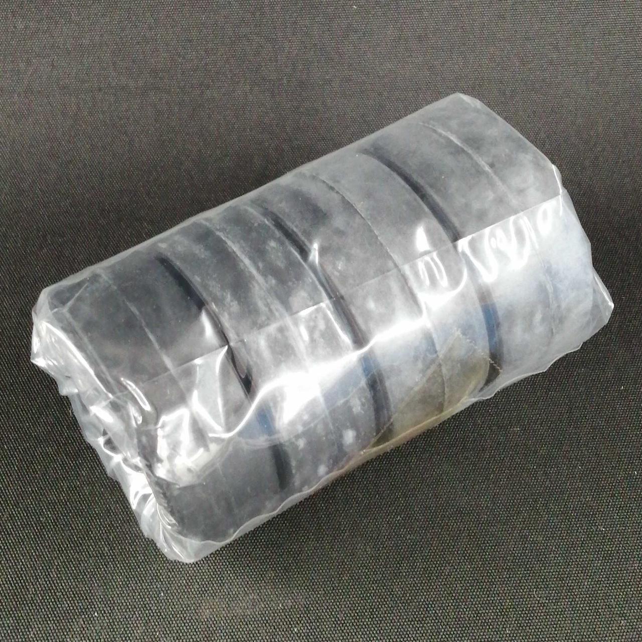 タイヤが変色しています