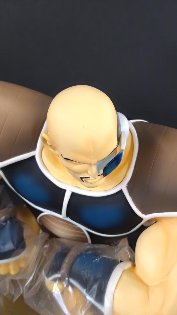 頭に初期傷のような物あり