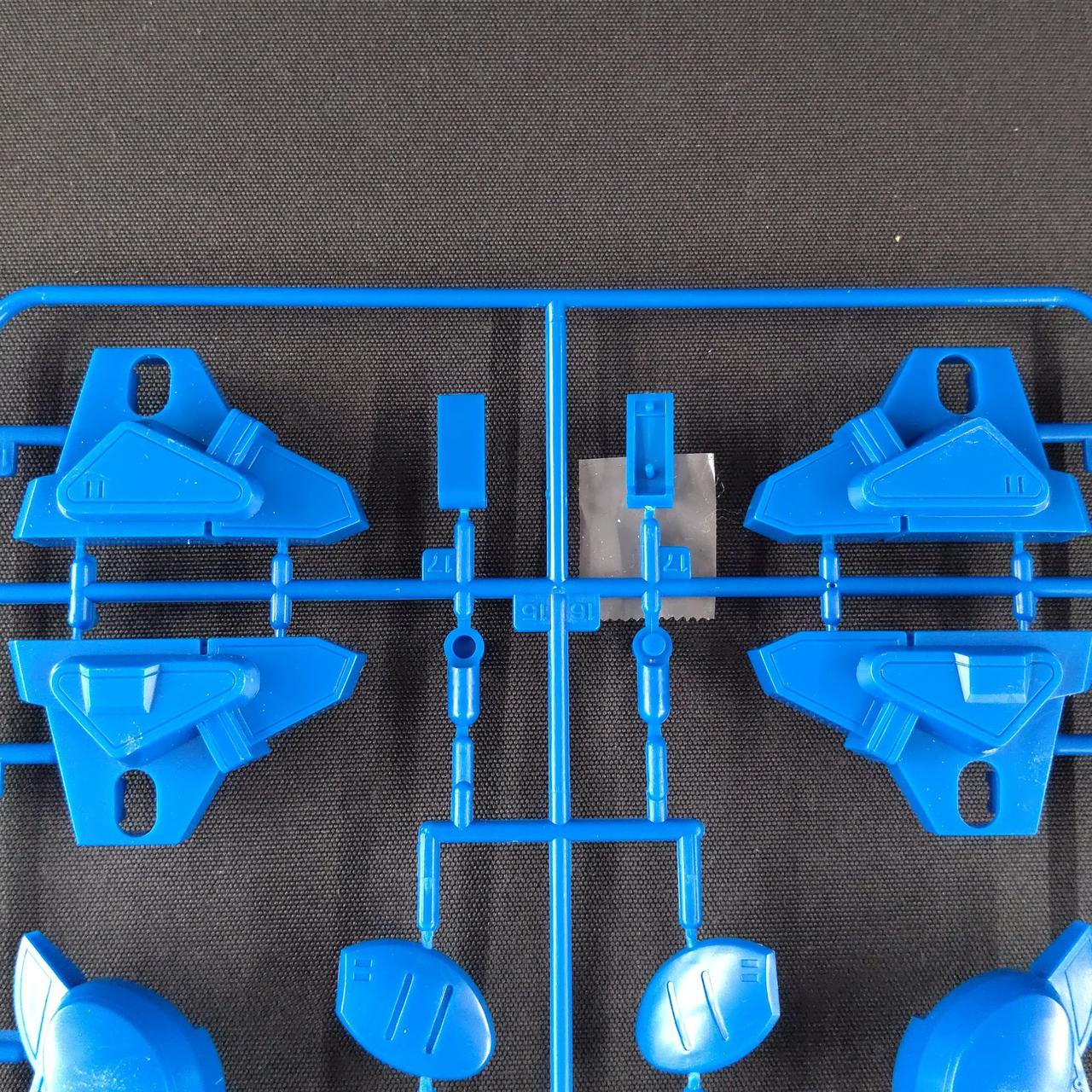 パーツが外れています