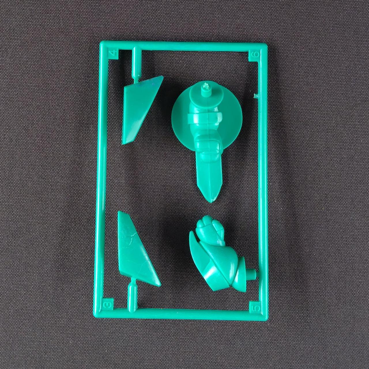 ランナーからパーツが外れています