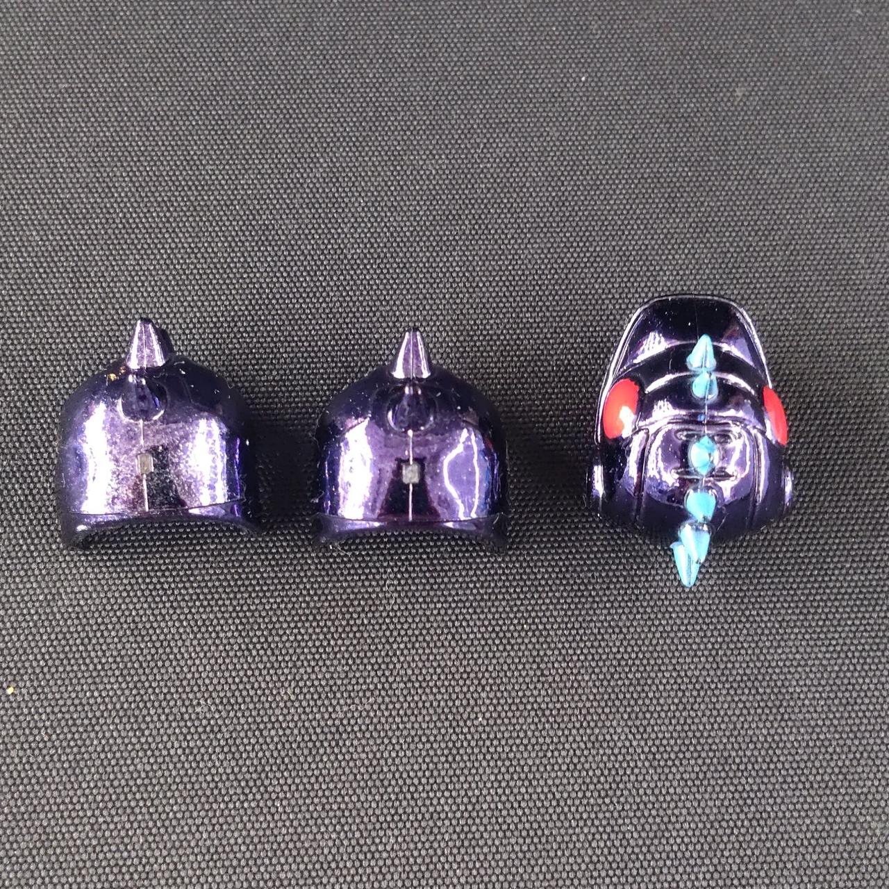 メッキのカラーが少しくすんでいます