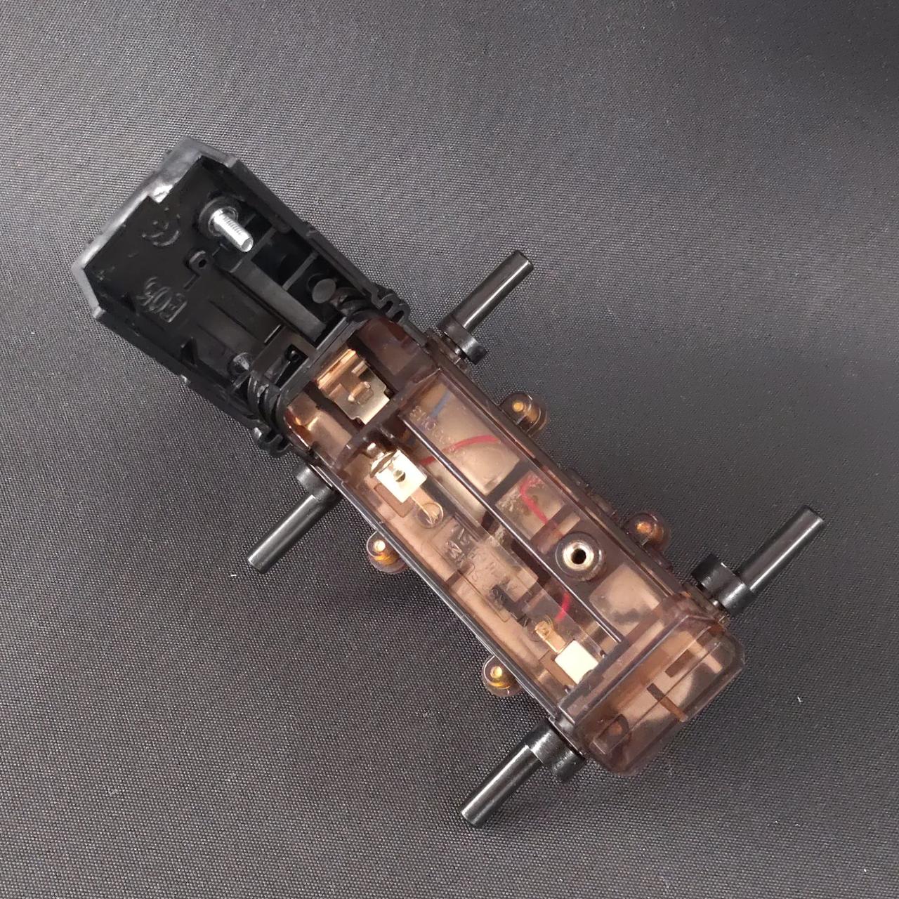 中はキレイですが動きませんでした。