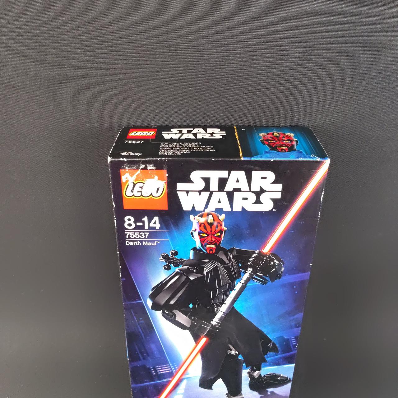 外箱にシール跡、傷みがあります