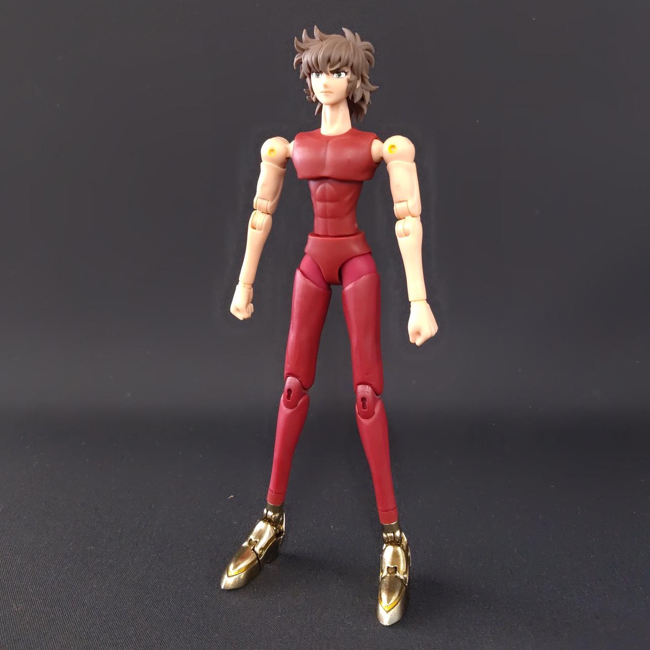 関節に緩みはなく、自立します